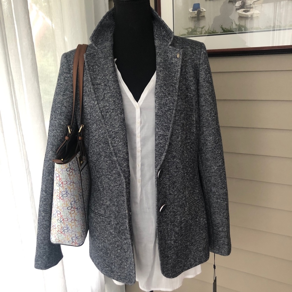 Tommy Hilfiger Two Button Blazer w/Elbow Patches - Picture 3 of 12